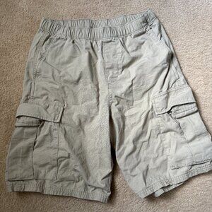 Men's GAP cargo shorts - size small
